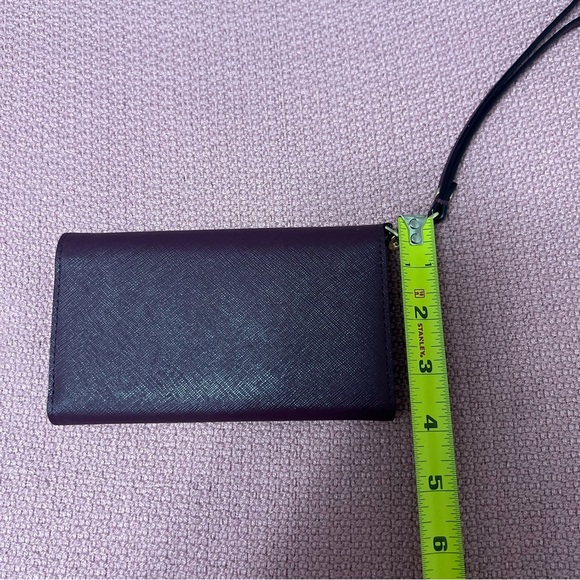 Kate Spade Laurel Way iPhone Wristlet Wallet, NWOT - Picture 7 of 10